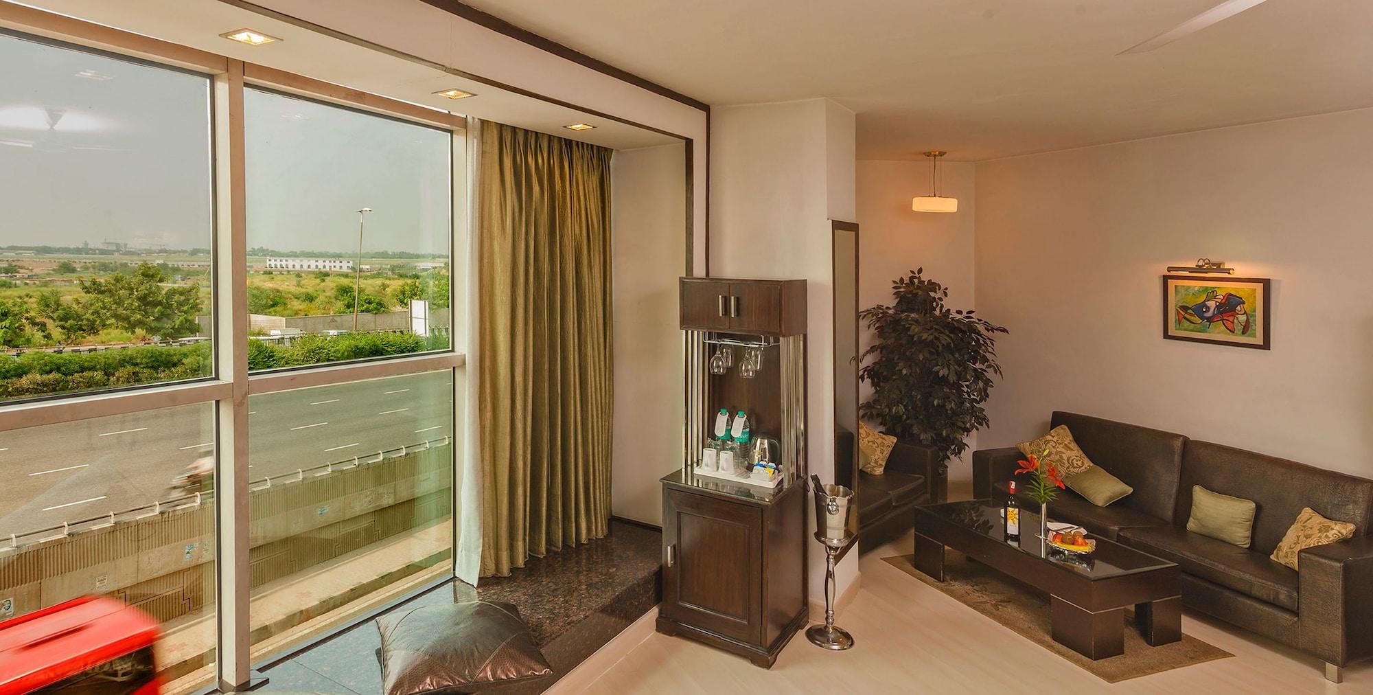 Hotel Shanti Palace Mahipalpur New Delhi Bagian luar foto