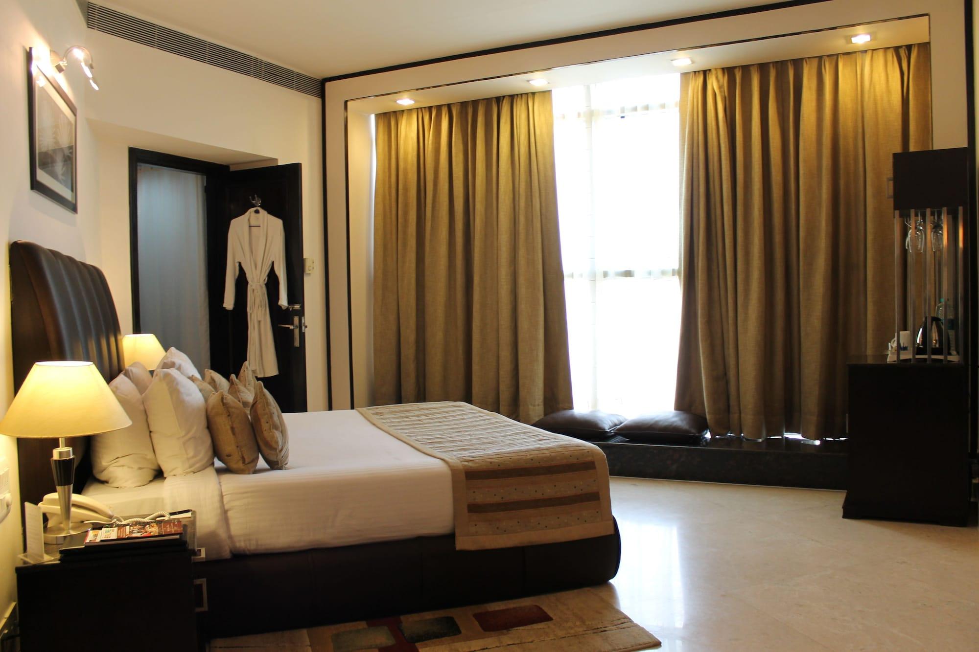 Hotel Shanti Palace Mahipalpur New Delhi Bagian luar foto