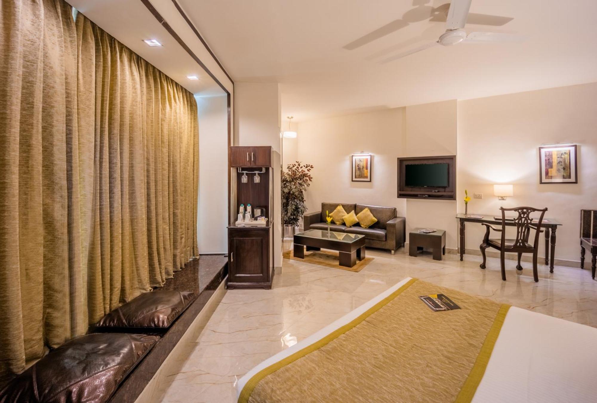 Hotel Shanti Palace Mahipalpur New Delhi Bagian luar foto